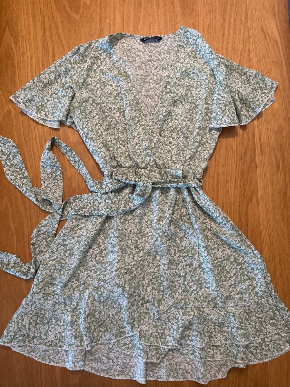 SHEIN Mint Green Floral Wrap Mini Dress